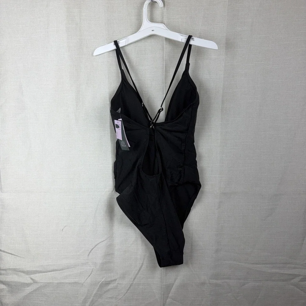 Wild Fable Swimsuit Womens Large Black Studded One Piece Extra High Leg‎ Cheeky